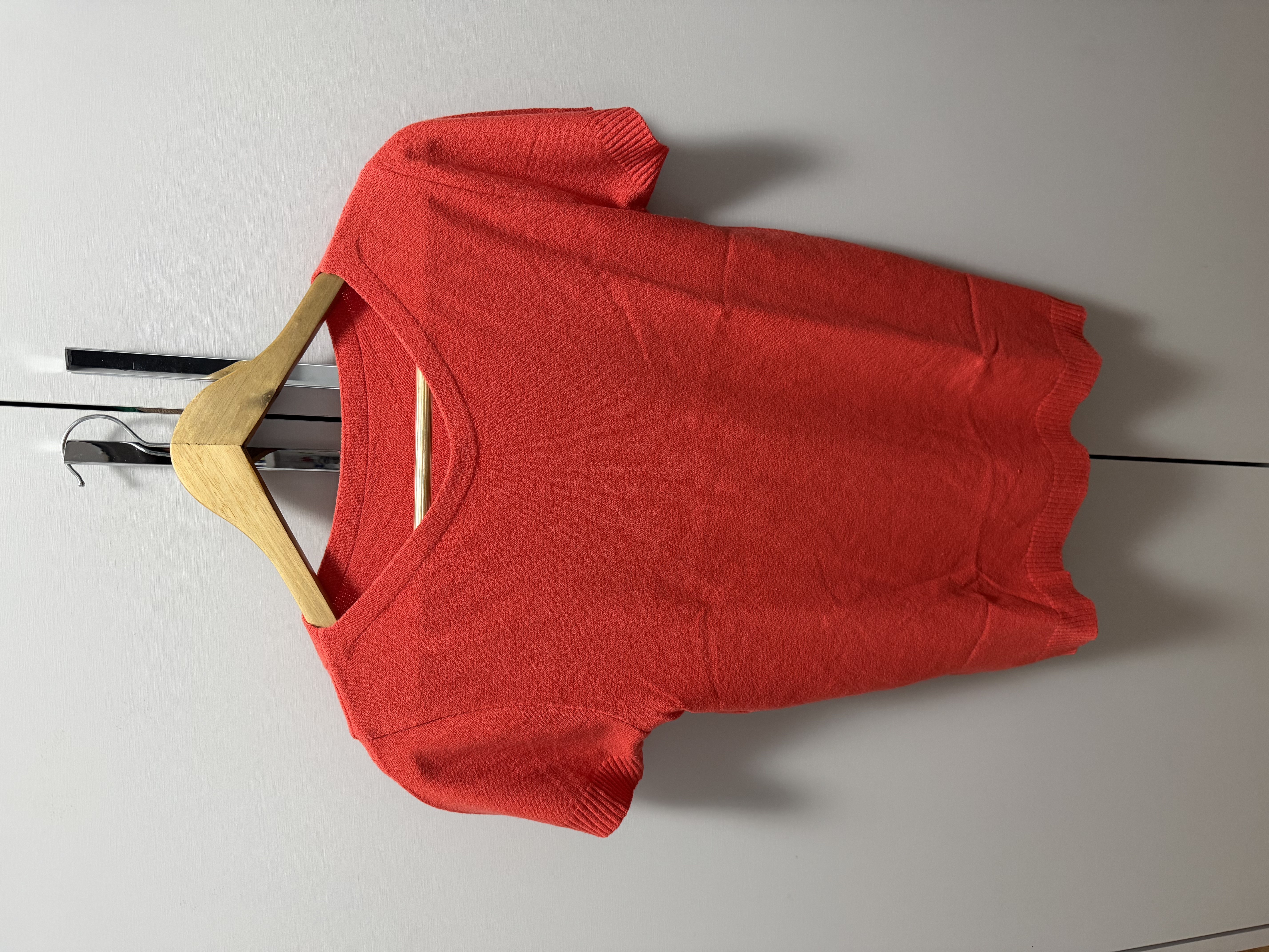 Blusa laranja de linha