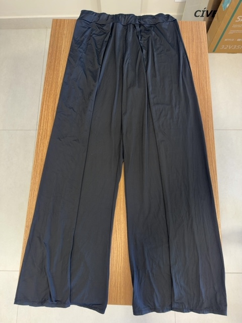Calça preta (marca farol) -